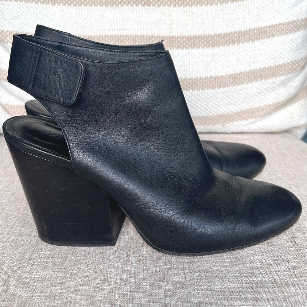 Vince Women's 8M Ingrid Slingback Ankle Boots Black Leather Chunky Block Heels